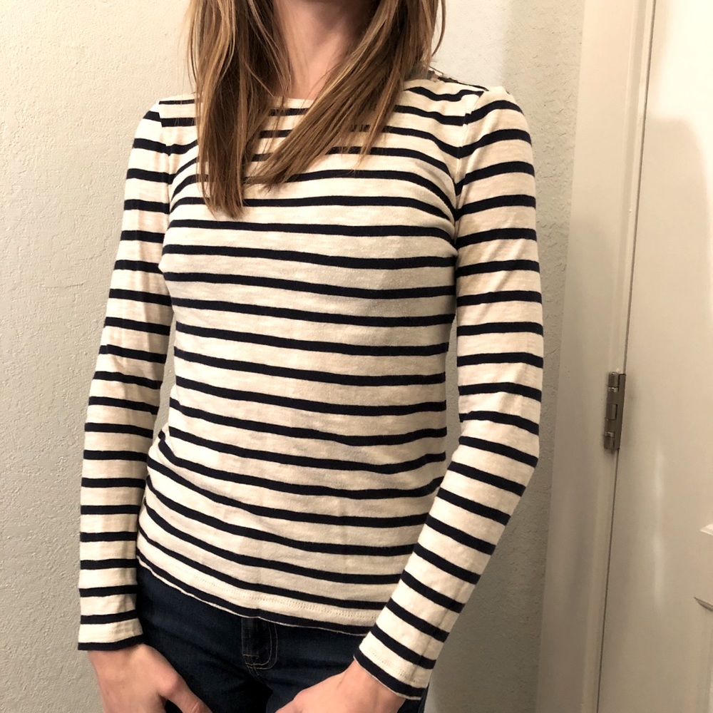 ❌SOLD❌ Ann Taylor Loft- striped shirt